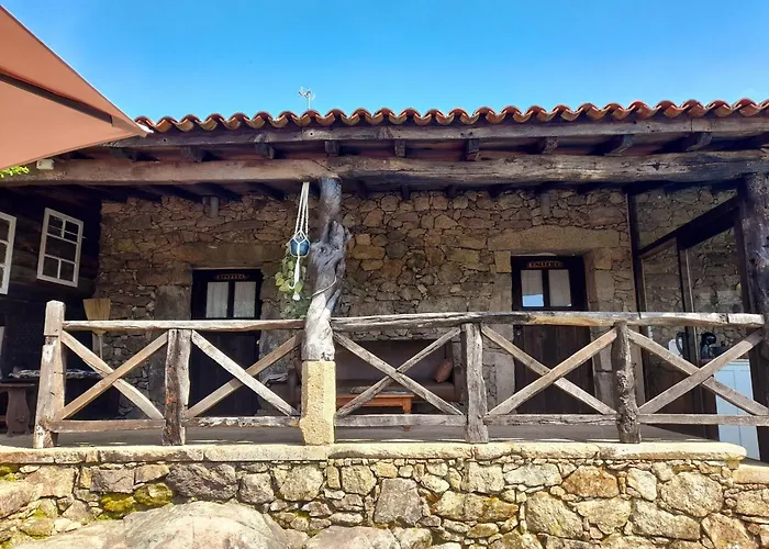 Quinta Deportugal ファームステイ Cossourado